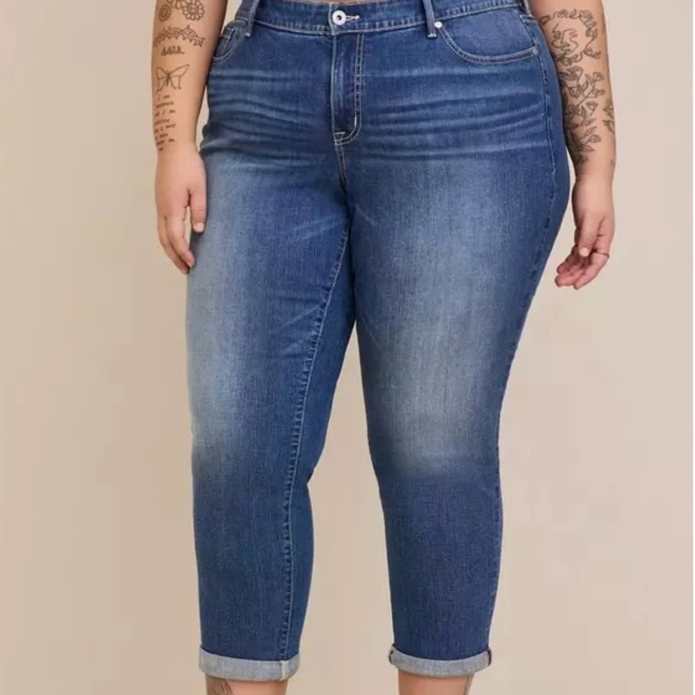 Torrid Straight Vintage Stretch Mid-Rise Jeans Plus Size 26
